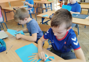 kolorowanki i inne prace uczniów klas 1-3, pozyskane z UNICEF