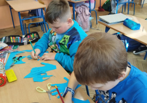 kolorowanki i inne prace uczniów klas 1-3, pozyskane z UNICEF