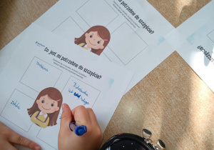 kolorowanki i inne prace uczniów klas 1-3, pozyskane z UNICEF