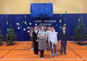 Pójdźmy wszyscy do stajenki śpiewa 4s
