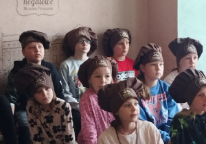 Dzieci podczas warsztatów