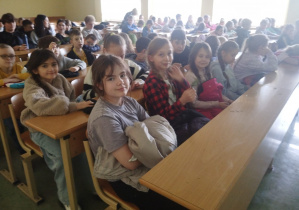 Uczniowie gotowi na wykład