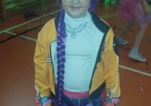 Uczennica w przebraniu